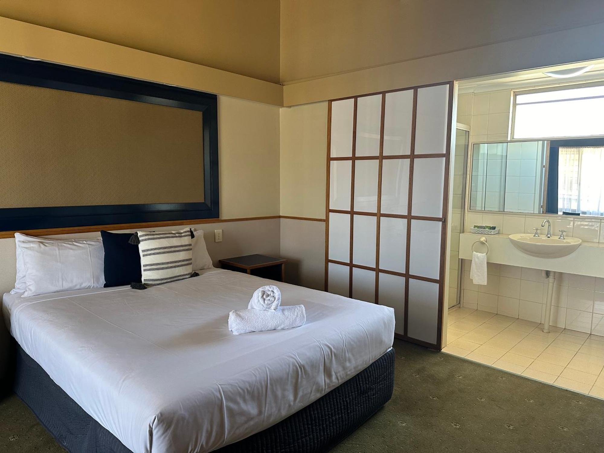 The Tower Hotel Kalgoorlie Dış mekan fotoğraf