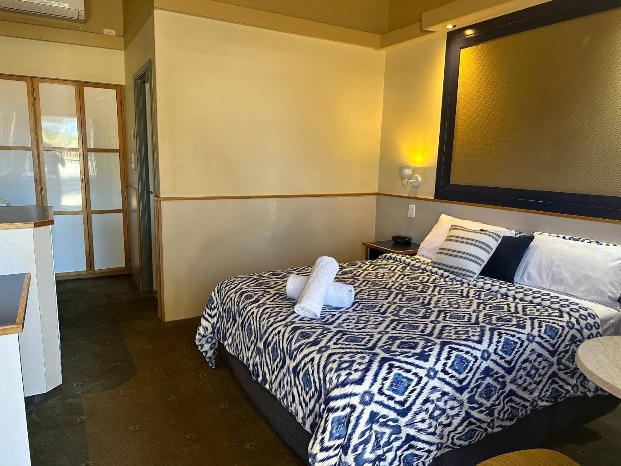 The Tower Hotel Kalgoorlie Dış mekan fotoğraf