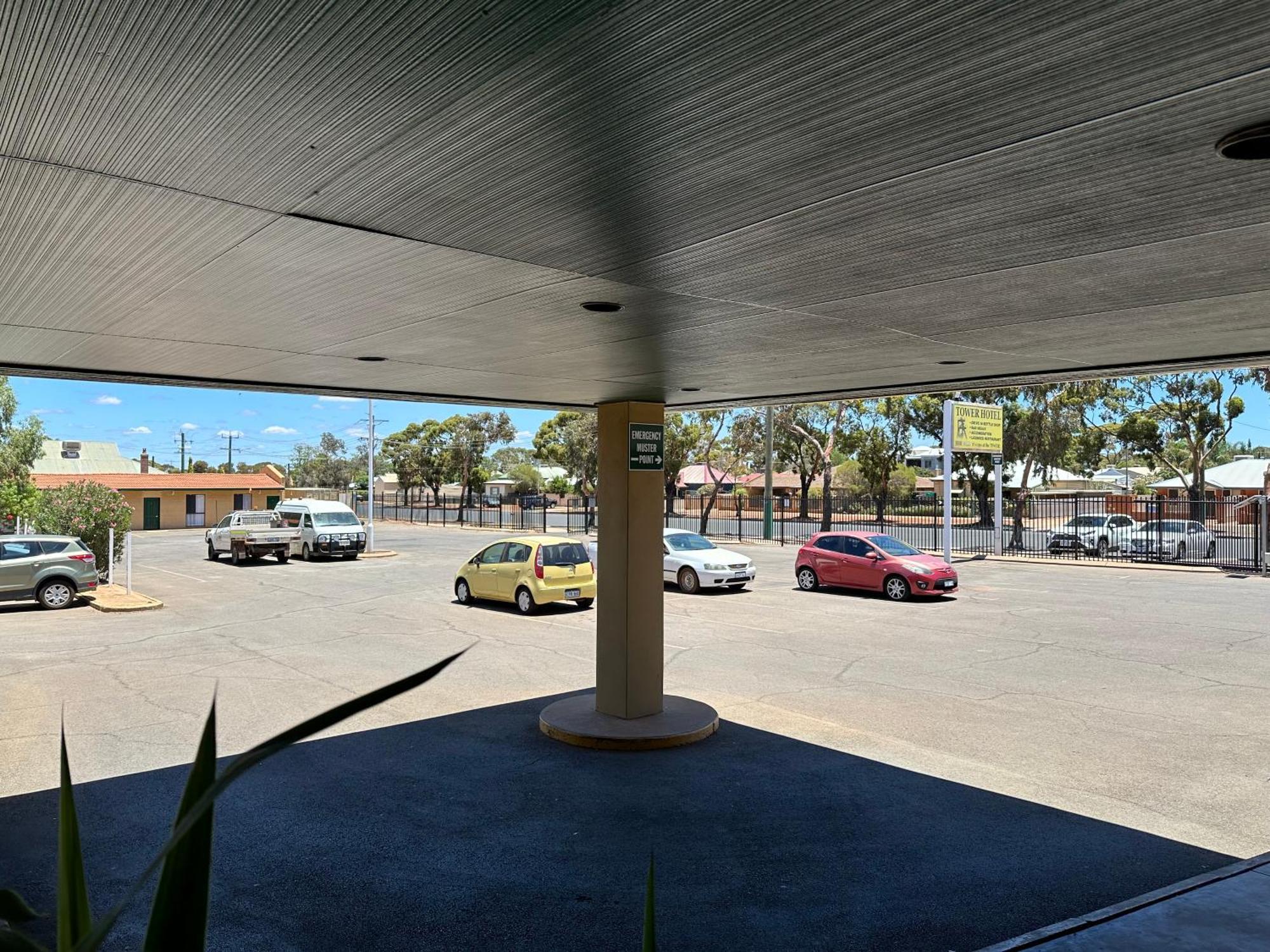 The Tower Hotel Kalgoorlie Dış mekan fotoğraf